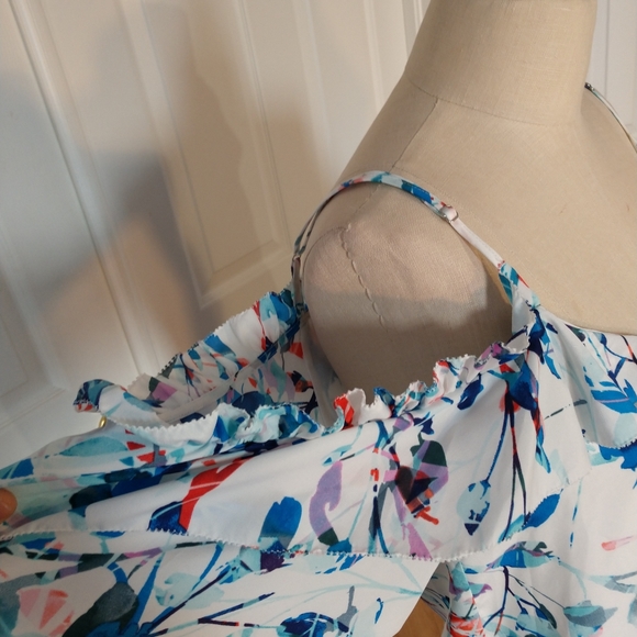 Parker Cold Shoulder Blouse - Picture 8 of 11